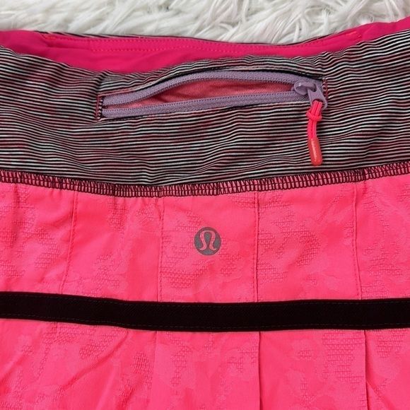 Lululemon Run: Pace Setter Skirt *Regular Flash / Wee Are From Space Deep Coal - Picture 7 of 8